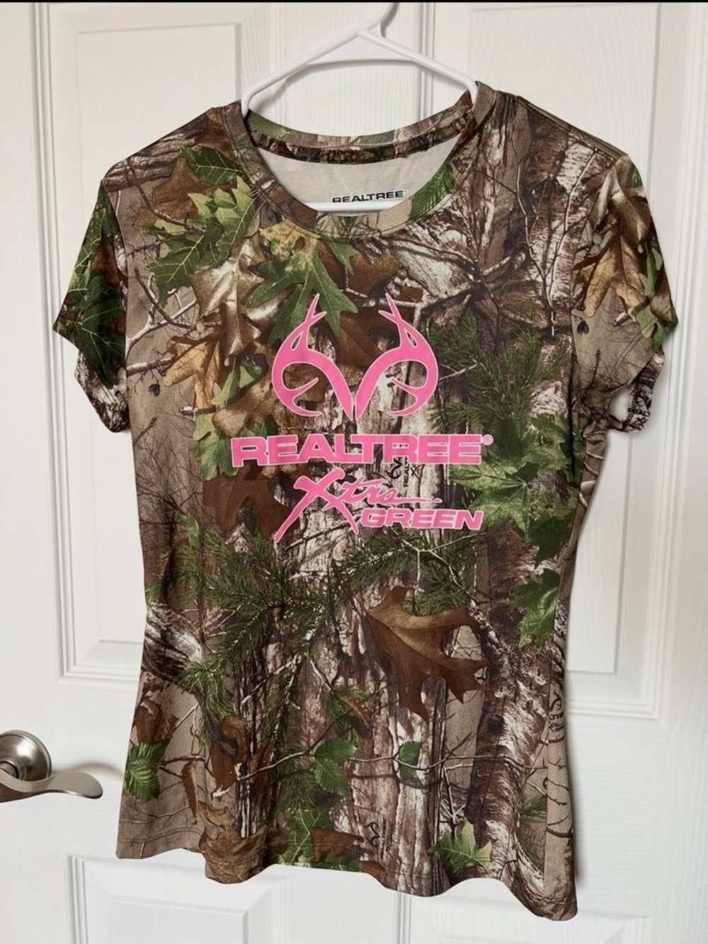 Women’s Realtree Camo Tee